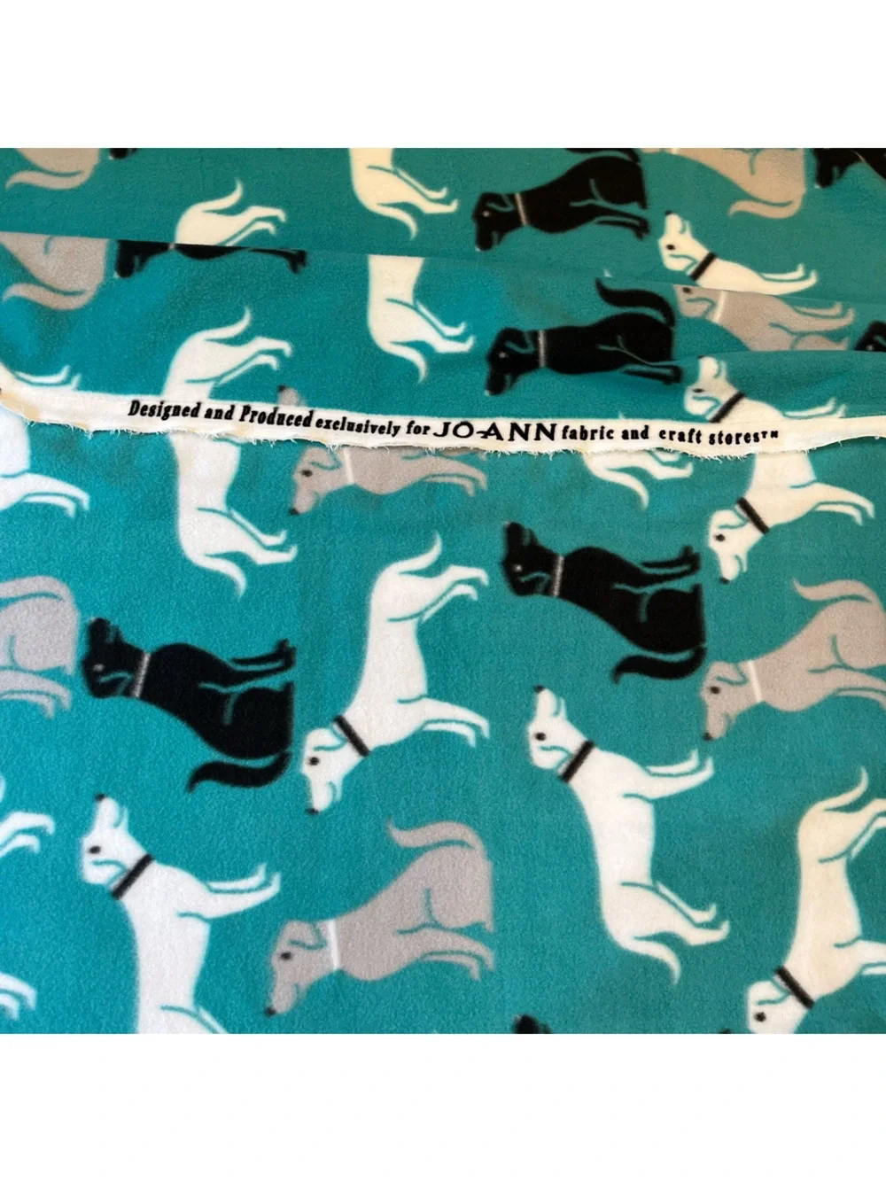 Plush Teal Dog Pattern Fleece Material  - Cozy Home Accent